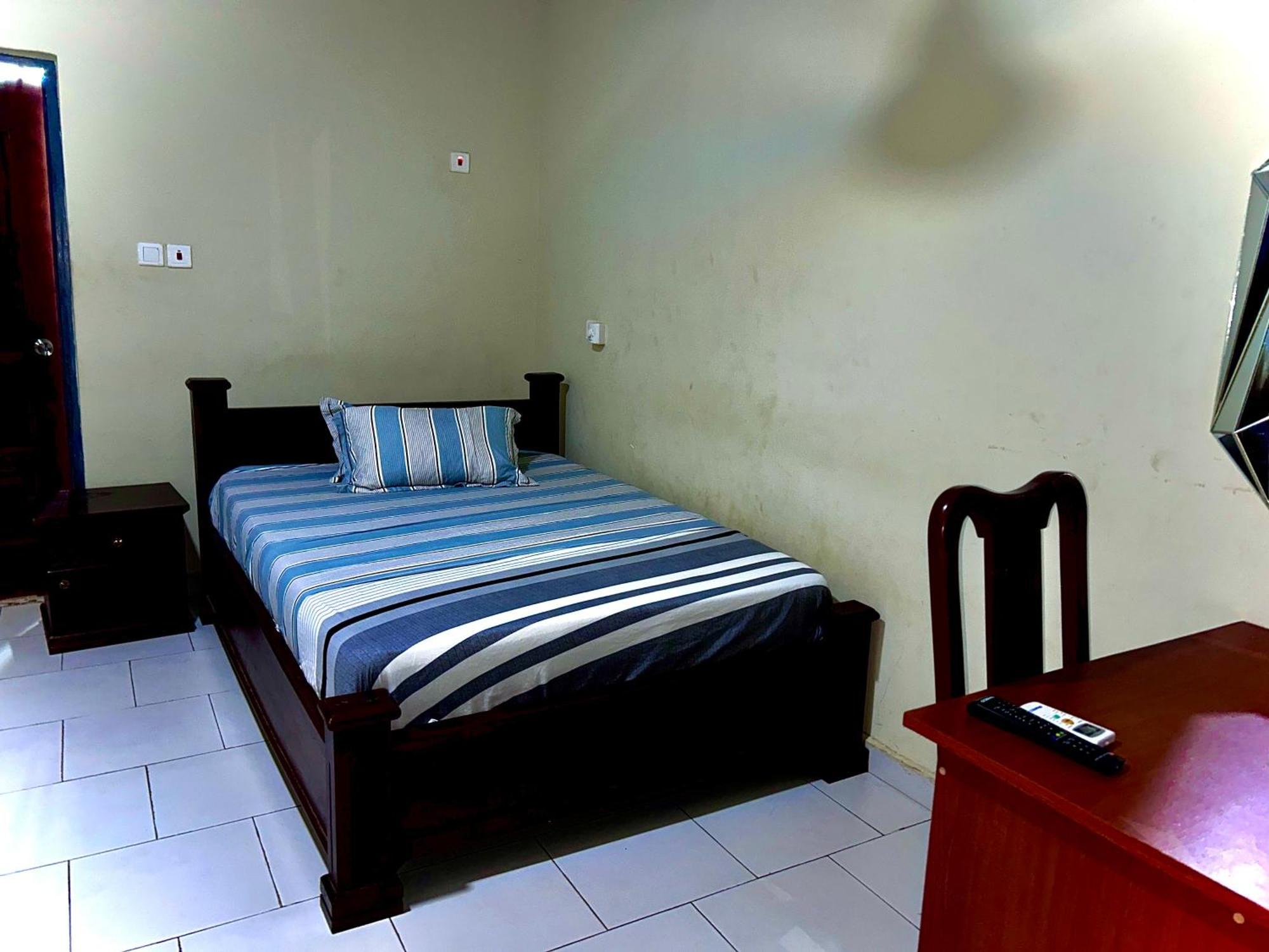 Jessie Hotel Adenta Экстерьер фото